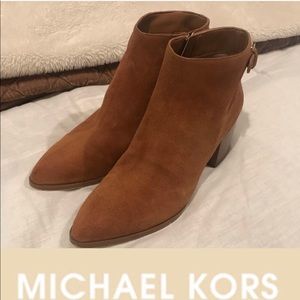 Michael Kors Saylor Ankle Boots Suede Acorn EUC 9M